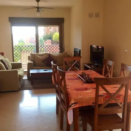 Brisas Apartment, Apartment